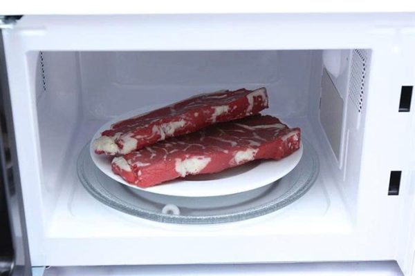 Lò vi sóng Electrolux EMM2022MW 20 lít - Hình ảnh 5