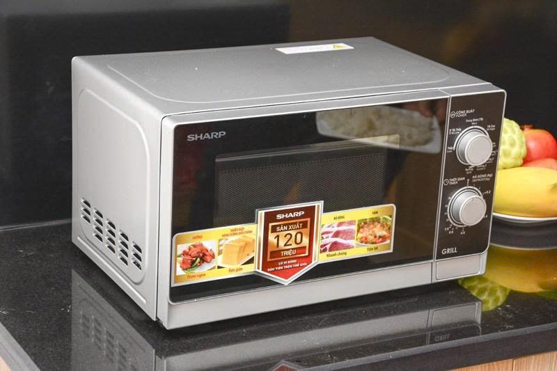 Mua lò vi sóng loại nào tốt? Sharp 23 lít có nướng, điều khiển điện tử, công suất 1000W